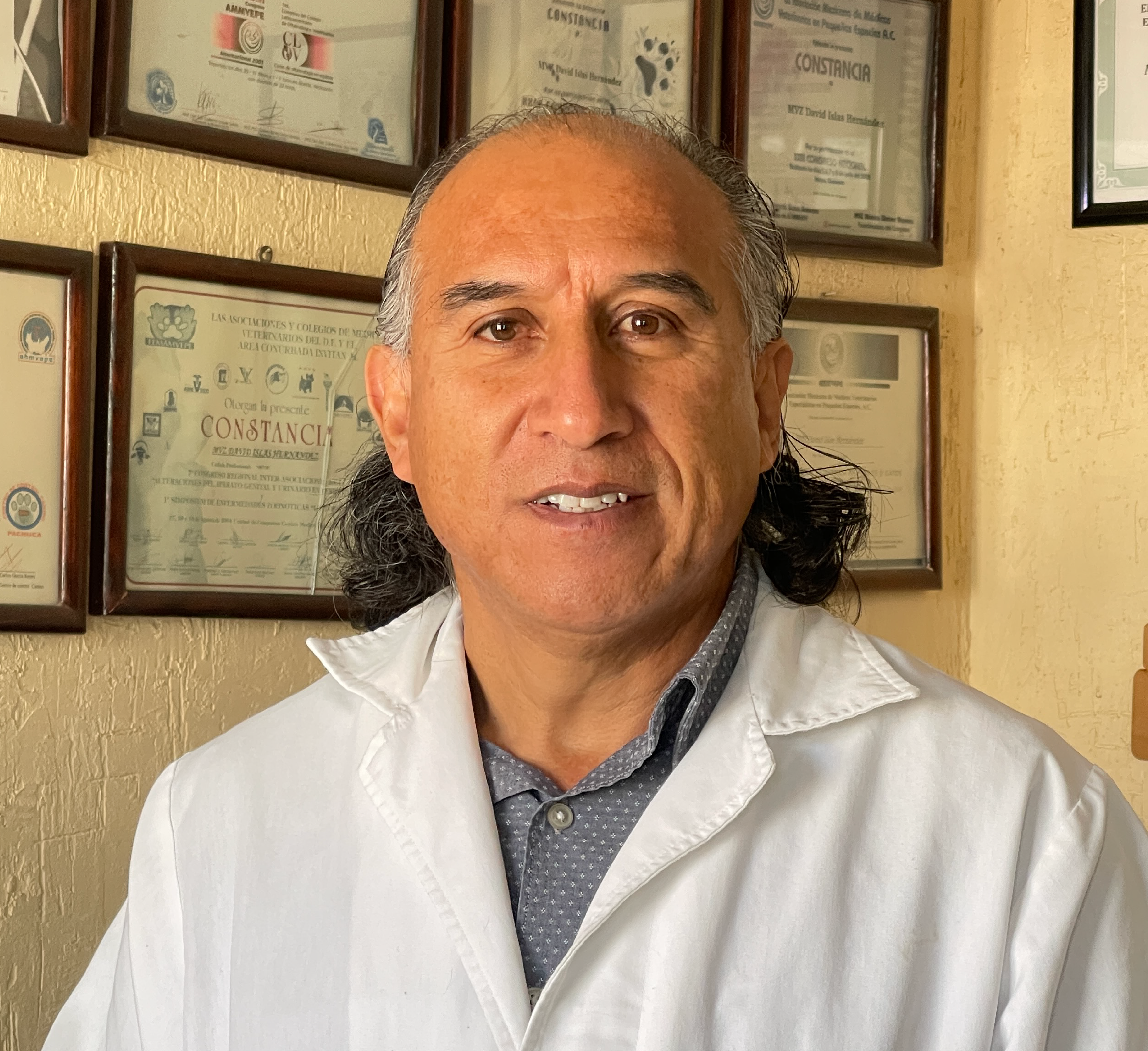 Lic. Luis Angel
